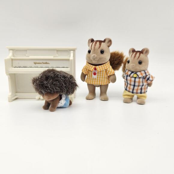 Sylvanian Families Chipmunk Family Figures Lot with Piano Vintage Toy Set Japan - Picture 1 of 14